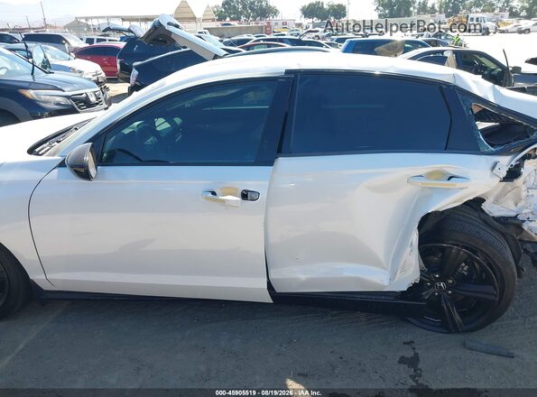 1HGCY2F7XPA045006 2023 HONDA ACCORD Белый Вид задней части салона