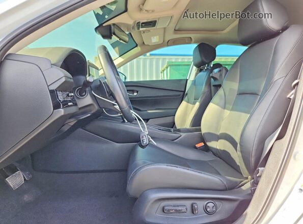 1HGCY2F81PA009648 2023 HONDA ACCORD White Front interior view