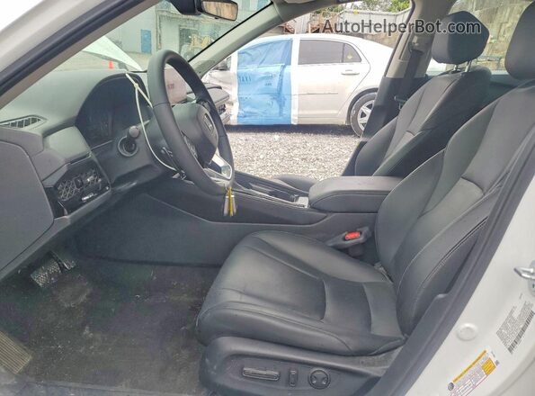 1HGCY2F82RA071840 2024 HONDA ACCORD White Սալոնի դիմացի տեսք