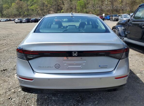 1HGCY2F84RA079082 2024 HONDA ACCORD Silver უკანა ხედი