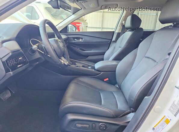 1HGCY2F84TA024008 2026 HONDA ACCORD White Widok wnętrza z przodu