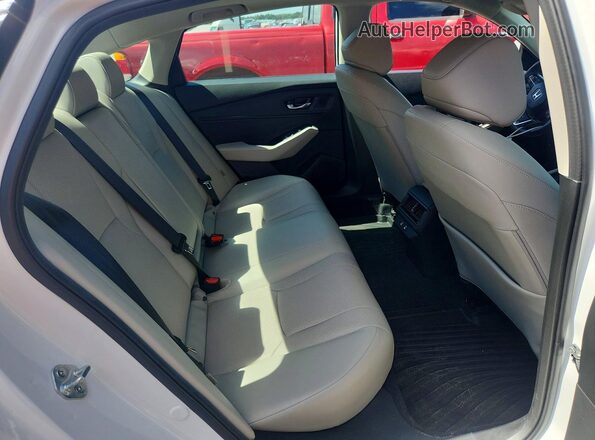 1HGCY2F88SA072786 2025 HONDA ACCORD White Vista de los asientos traseros