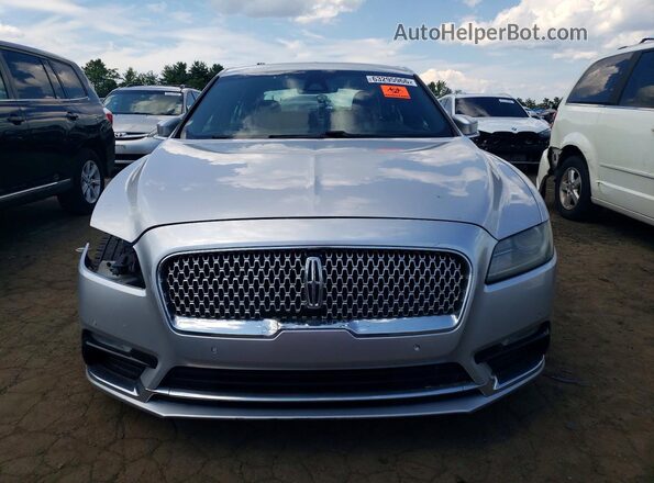 1LN6L9SP8J5606159 2018 LINCOLN CONTINENTA Silver Widok z przodu