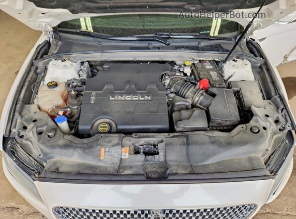 1LN6L9TK4K5613002 2019 LINCOLN CONTINENTA White უკანა სალონის ხედი