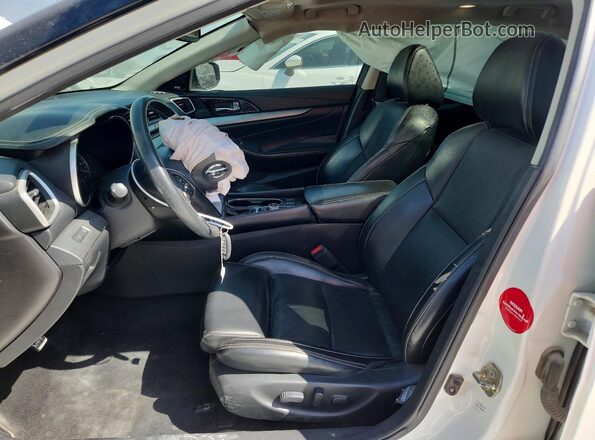 1N4AA6AP0HC392736 2017 NISSAN MAXIMA Белый Вид салона спереди