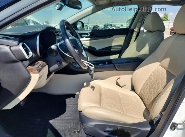 1N4AA6AP0HC410748 2017 NISSAN MAXIMA White Vista interior delantera
