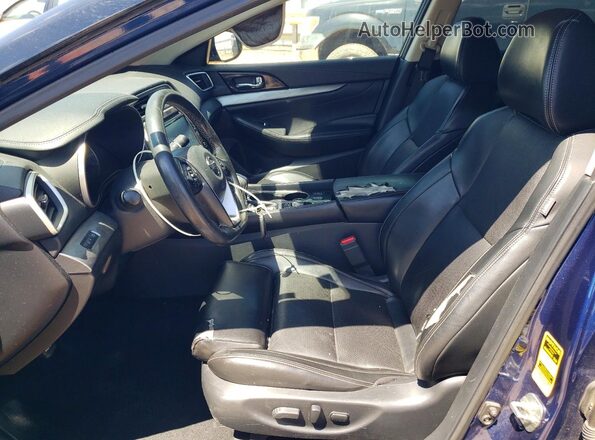 1N4AA6AP1JC364420 2018 NISSAN MAXIMA Blue Front interior view