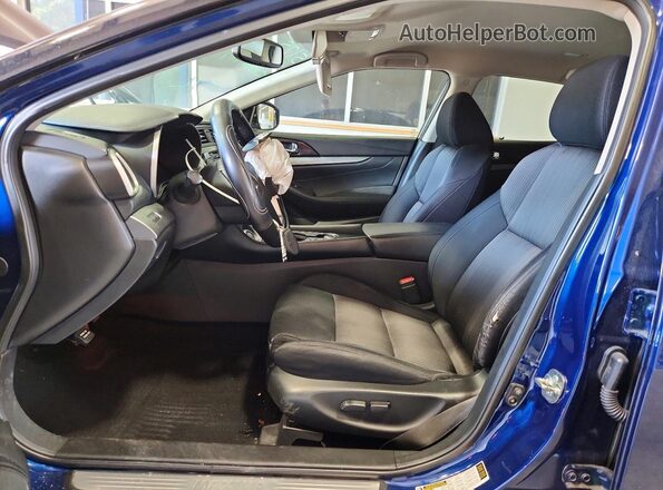 1N4AA6AP1JC393870 2018 NISSAN MAXIMA Blue Вид салону спереду