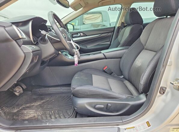 1N4AA6AP2HC381916 2017 NISSAN MAXIMA Silver Front interior view
