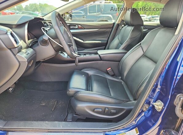 1N4AA6AP2JC400860 2018 NISSAN MAXIMA Blue Front interior view