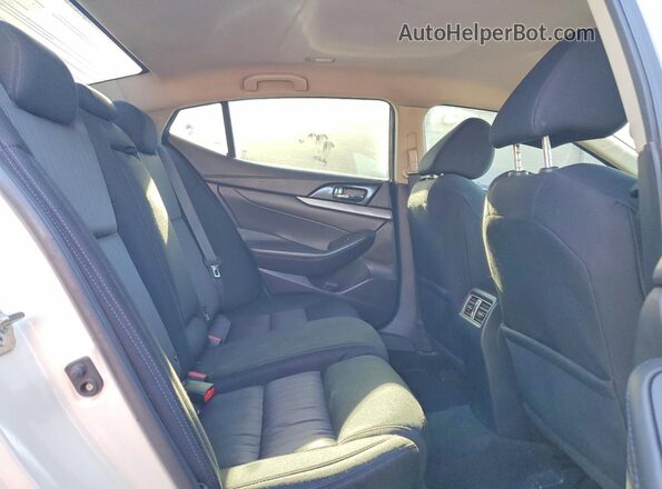 1N4AA6AP3HC439452 2017 NISSAN MAXIMA White Rear seats view