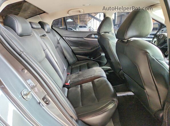 1N4AA6AP3HC448880 2017 NISSAN MAXIMA Silver უკანა სავარძლების ხედი