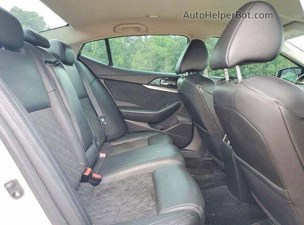 1N4AA6AP4GC380703 2016 NISSAN MAXIMA Белый Вид задних сидений