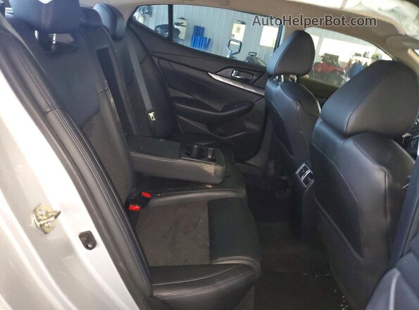 1N4AA6AP4HC397700 2017 NISSAN MAXIMA Silver Հետևի նստատեղերի տեսք