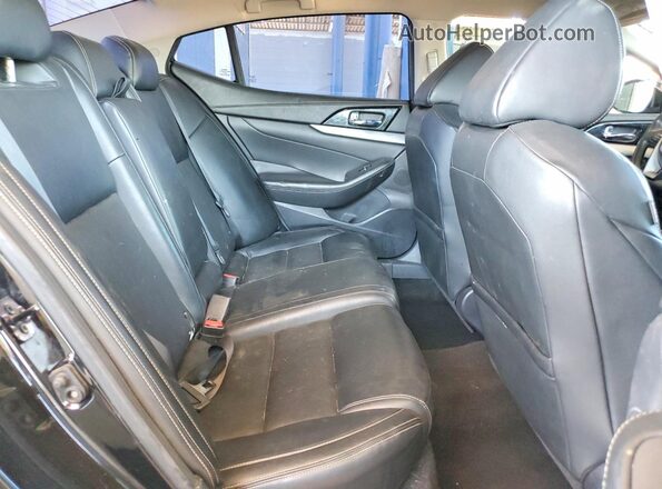 1N4AA6AP4JC365027 2018 NISSAN MAXIMA Black Vista de los asientos traseros