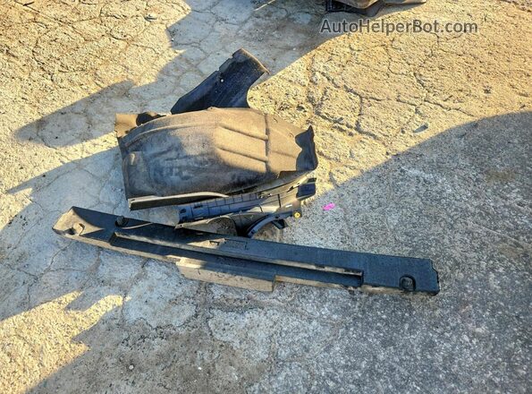 1N4AA6AP4JC367098 2018 NISSAN MAXIMA Black Vista del compartimento del motor