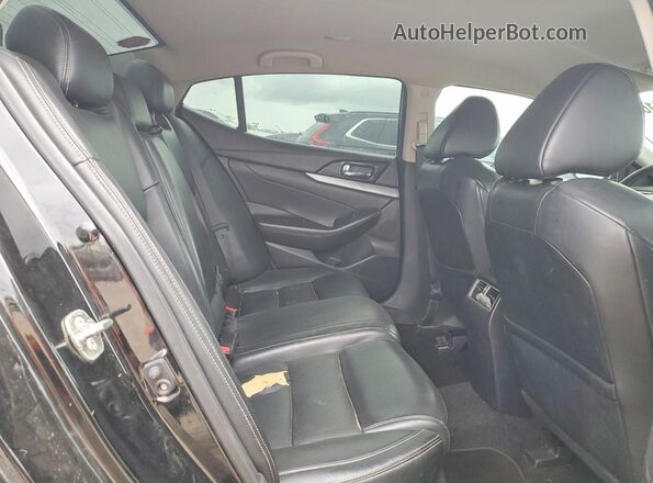 1N4AA6AP4JC388842 2018 NISSAN MAXIMA Black Widok tylnych siedzeń