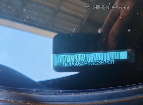 1N4AA6AP5GC397431 2016 NISSAN MAXIMA Gray Vista del compartimento del motor