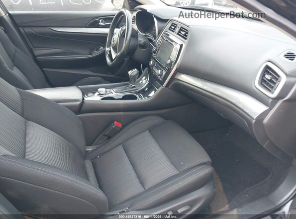 1N4AA6AP5HC376032 2017 NISSAN MAXIMA  Вид салона спереди
