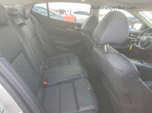 1N4AA6AP5HC406548 2017 NISSAN MAXIMA Silver Rear seats view