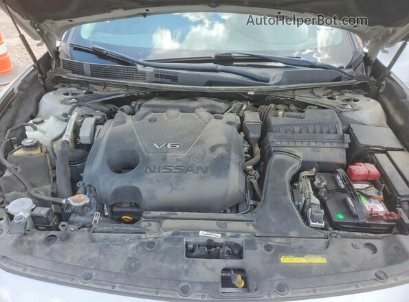 1N4AA6AP5HC406548 2017 NISSAN MAXIMA Silver Rear interior view