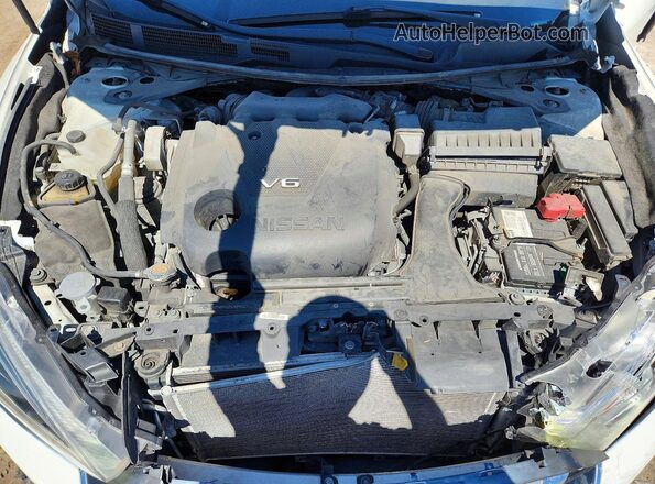 1N4AA6AP5HC430820 2017 NISSAN MAXIMA Белый Вид задней части салона
