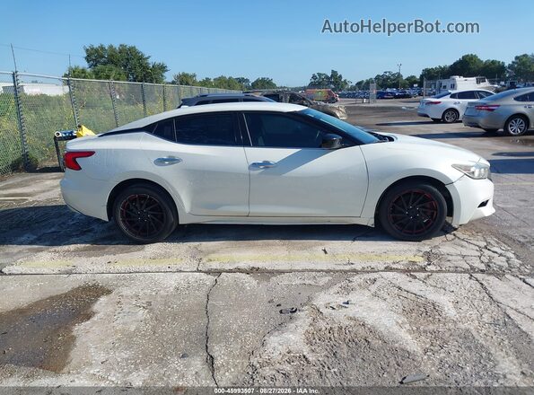 1N4AA6AP5HC444040 2017 NISSAN MAXIMA White Rear interior view