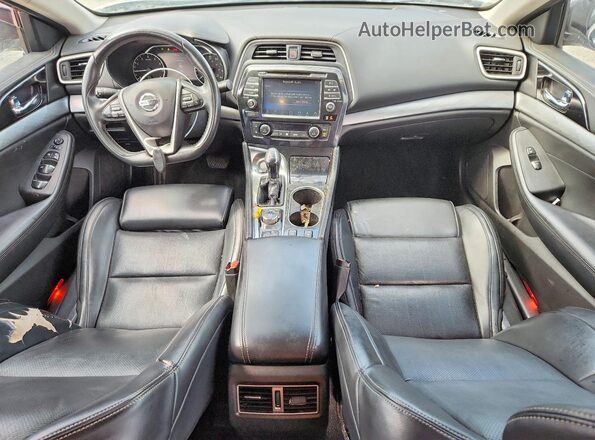 1N4AA6AP5JC367319 2018 NISSAN MAXIMA Silver Vista del salpicadero