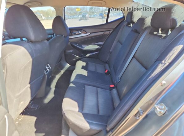 1N4AA6AP5JC388414 2018 NISSAN MAXIMA Silver Vista de los asientos traseros