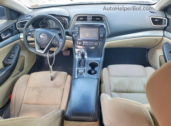 1N4AA6AP6HC366481 2017 NISSAN MAXIMA Серебряный Вид панели приборов