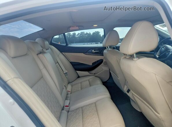 1N4AA6AP6JC402207 2018 NISSAN MAXIMA White Widok tylnych siedzeń