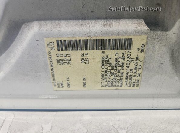 1N4AA6AP6JC402207 2018 NISSAN MAXIMA White Widok komory silnika