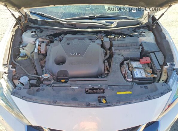1N4AA6AP6JC403857 2018 NISSAN MAXIMA Белый Вид задней части салона