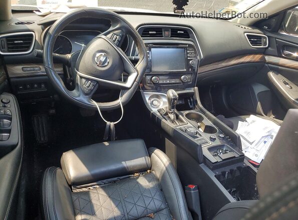 1N4AA6AP6JC403857 2018 NISSAN MAXIMA Белый Вид панели приборов