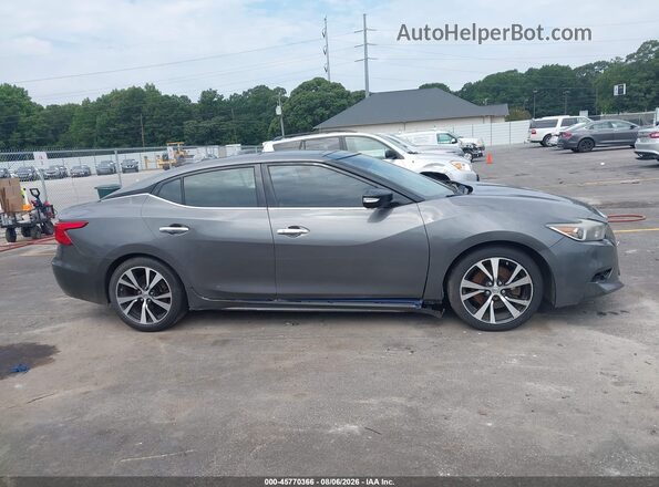 1N4AA6AP7JC374367 2018 NISSAN MAXIMA Gray Rear interior view