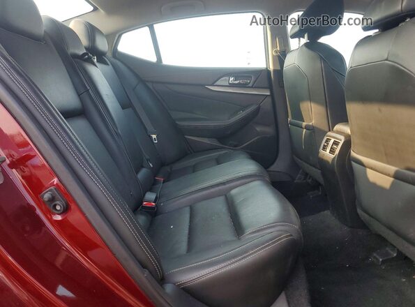 1N4AA6AP8JC374233 2018 NISSAN MAXIMA Red Widok tylnych siedzeń