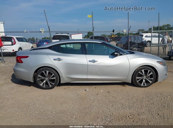 1N4AA6AP8JC399861 2018 NISSAN MAXIMA Silver Rear interior view