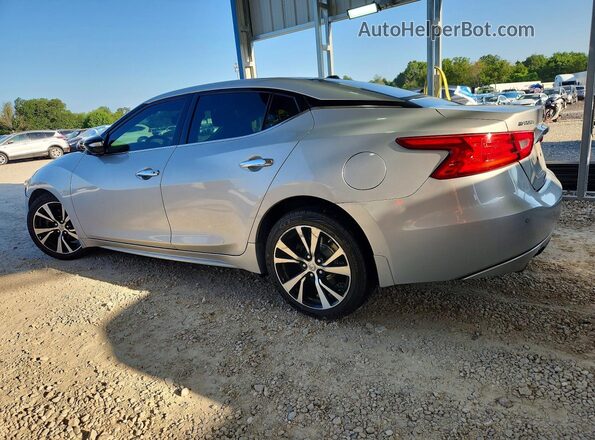 1N4AA6AP8JC404606 2018 NISSAN MAXIMA Silver Trasero izquierdo