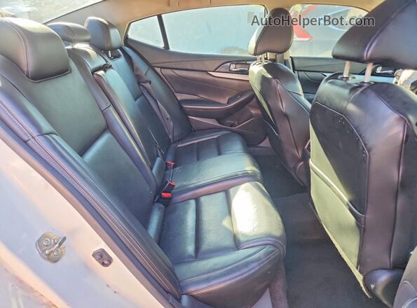1N4AA6AP9GC414747 2016 NISSAN MAXIMA White Vista de los asientos traseros
