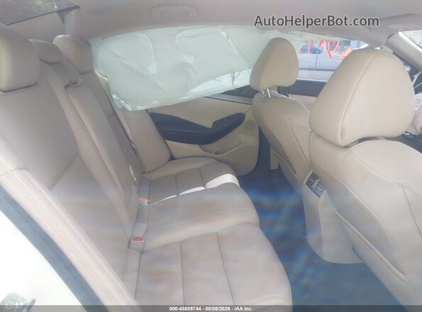 1N4AA6APXGC379149 2016 NISSAN MAXIMA White VIN կոդի պիտակի տեսք