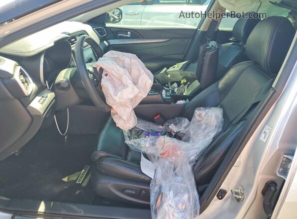 1N4AA6APXHC441036 2017 NISSAN MAXIMA Серебряный Вид салона спереди