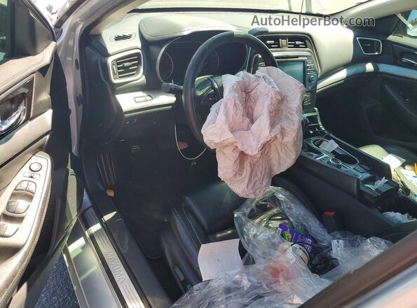 1N4AA6APXHC441036 2017 NISSAN MAXIMA Серебряный Вид панели приборов