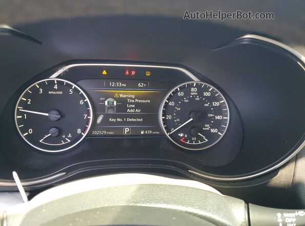 1N4AA6APXHC441036 2017 NISSAN MAXIMA Серебряный Вид щитка приборов