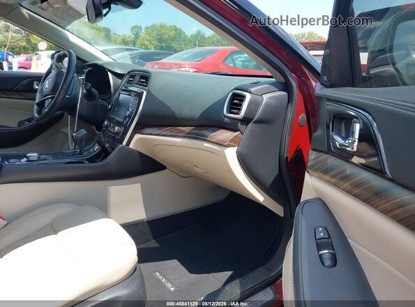 1N4AA6APXHC456622 2017 NISSAN MAXIMA Бордовый Вид салона спереди