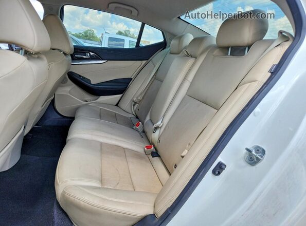 1N4AA6CV4PC501371 2023 NISSAN MAXIMA White Widok tylnych siedzeń