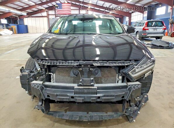 1N4AA6FV8PC502339 2023 NISSAN MAXIMA Черный Вид спереди