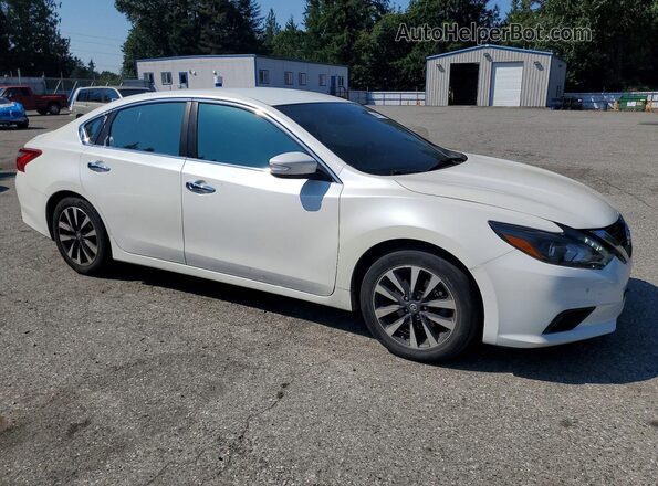 1N4AL3AP0HC100754 2017 NISSAN ALTIMA White Front right