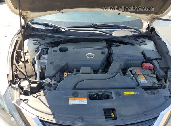 1N4AL3AP0HC100754 2017 NISSAN ALTIMA White Rear interior view