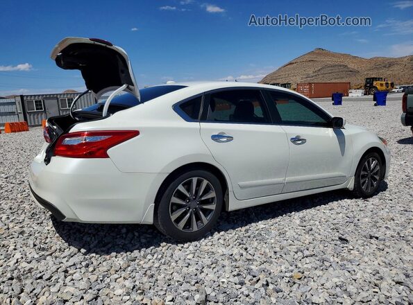 1N4AL3AP0HC124214 2017 NISSAN ALTIMA Белый Задняя правая четверть
