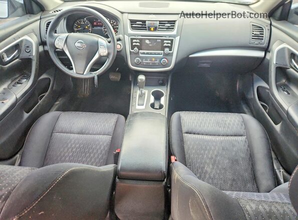 1N4AL3AP0HC130434 2017 NISSAN ALTIMA White Вид панелі приладів